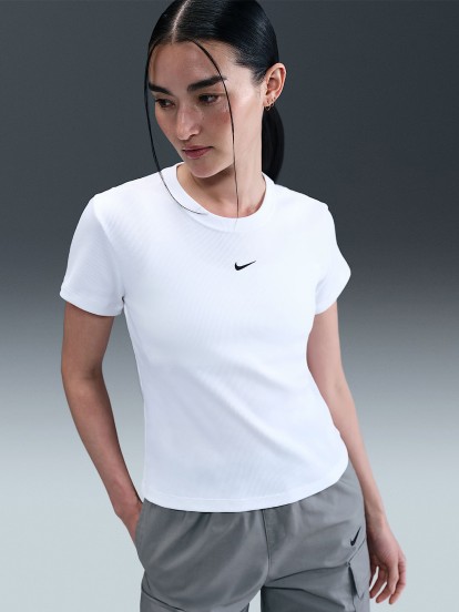 T-shirt Nike Sportswear Tight Ribbed Branca Para Mulher