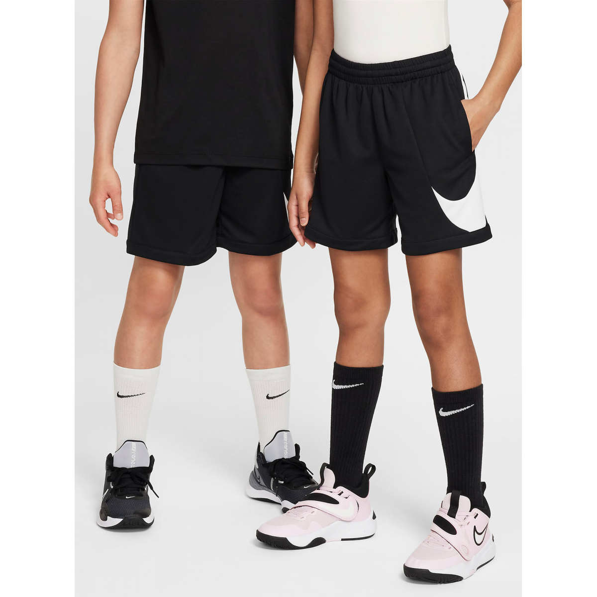 NIKE - NIKE オレゴンプロジェクト Race Shorts - Mサイズ Nike Tech Black Fleece Shorts – Puffer Reds