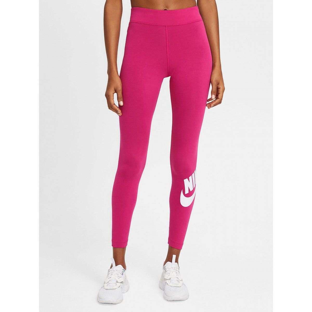 nike essential leggings