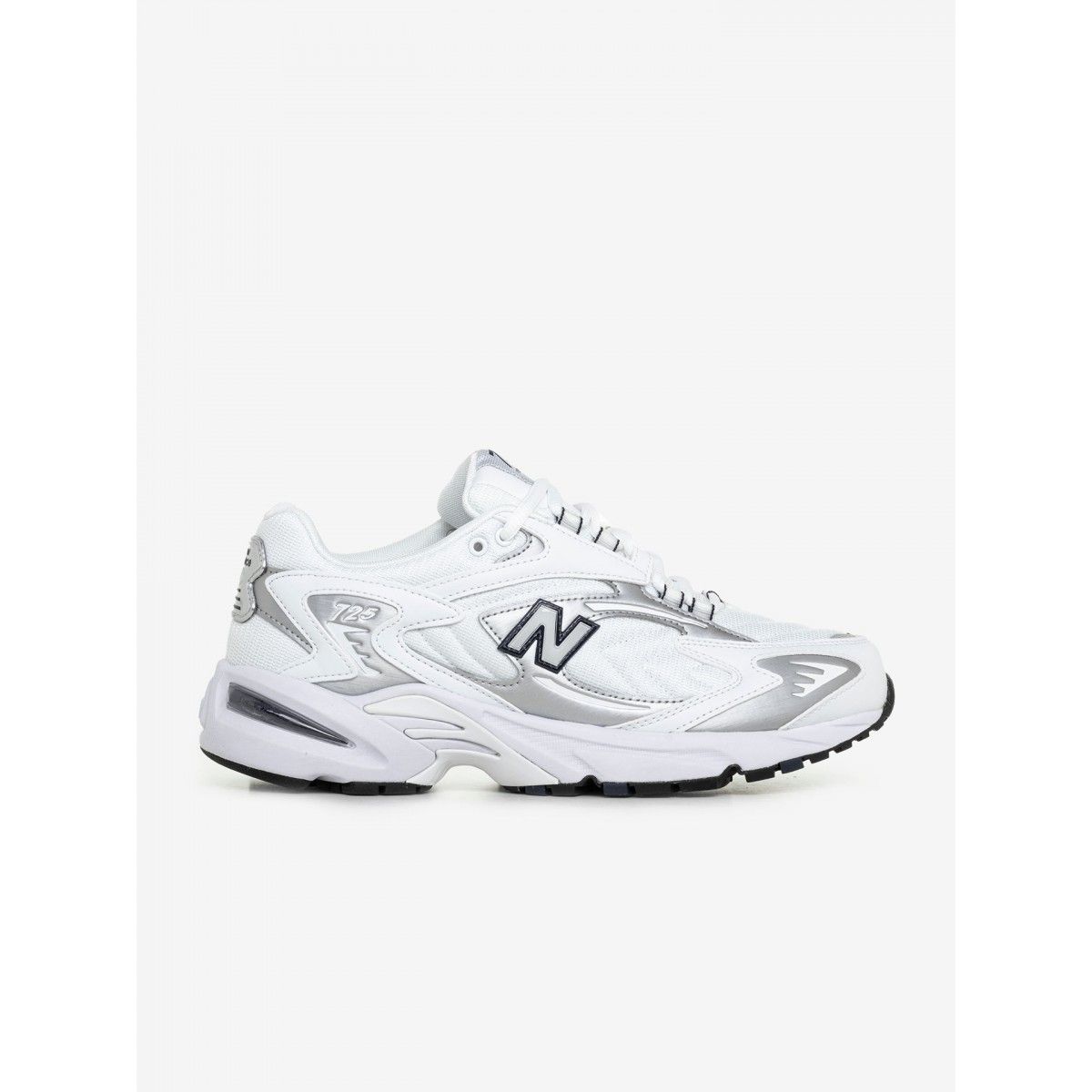 New Balance ML725 Sneakers | BZR Online